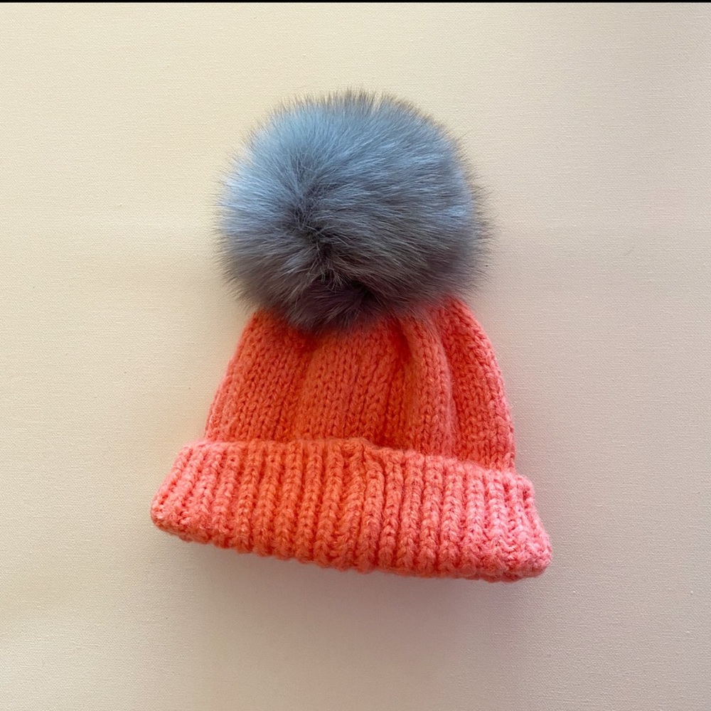 Peach Knit Beanie Skull Hat w Soft Grey Pom Pom